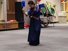 Yue Song peforming traditional dance