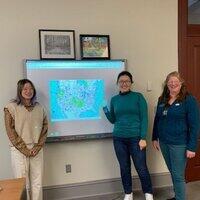 Deb Hyde with students Deb Hyde with students