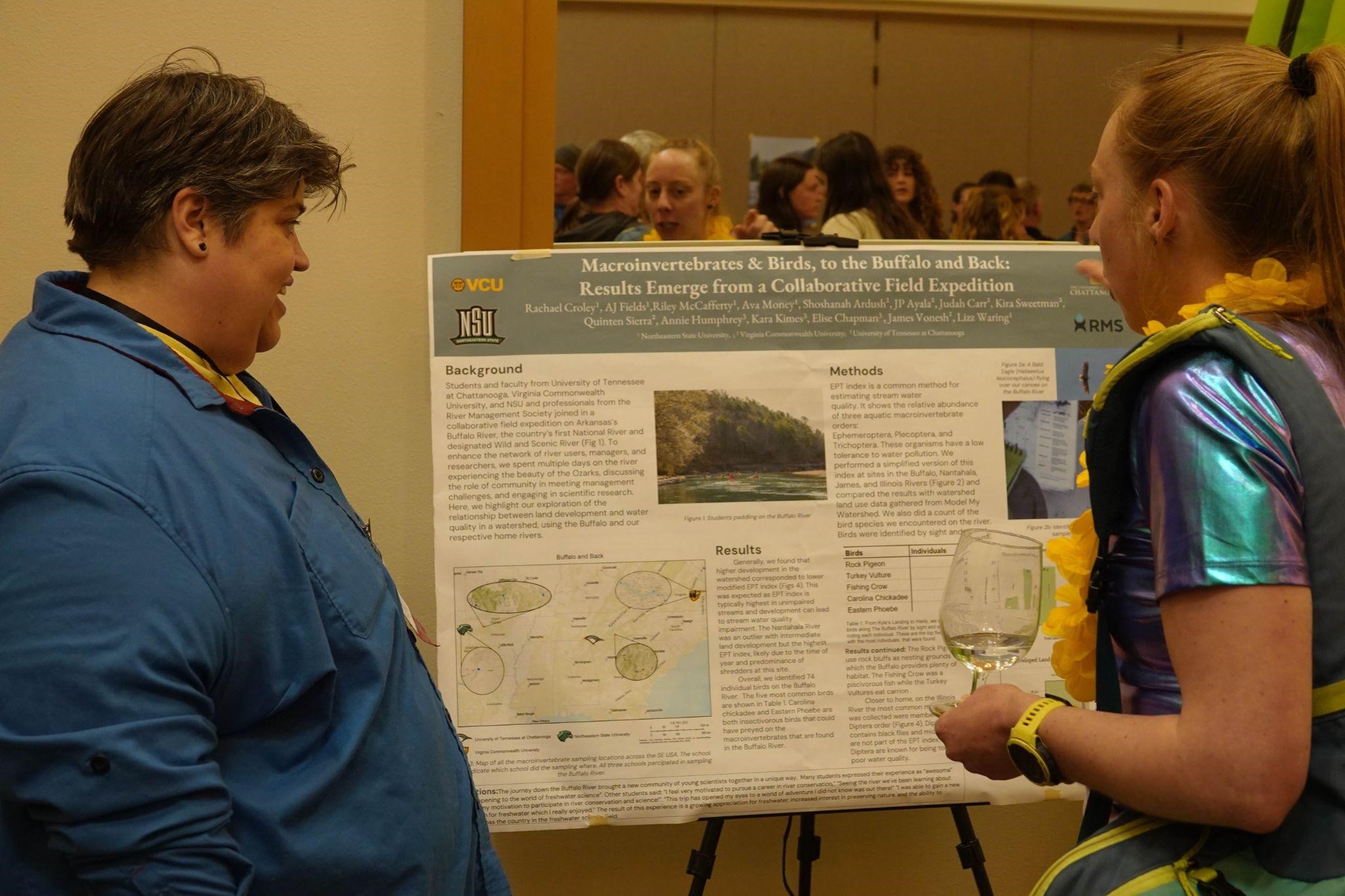 Dr Lizz Waring presenting work done by students from their Buffalo River Seminar course. Dr Lizz Waring presenting work done by students from their Buffalo River Seminar course.