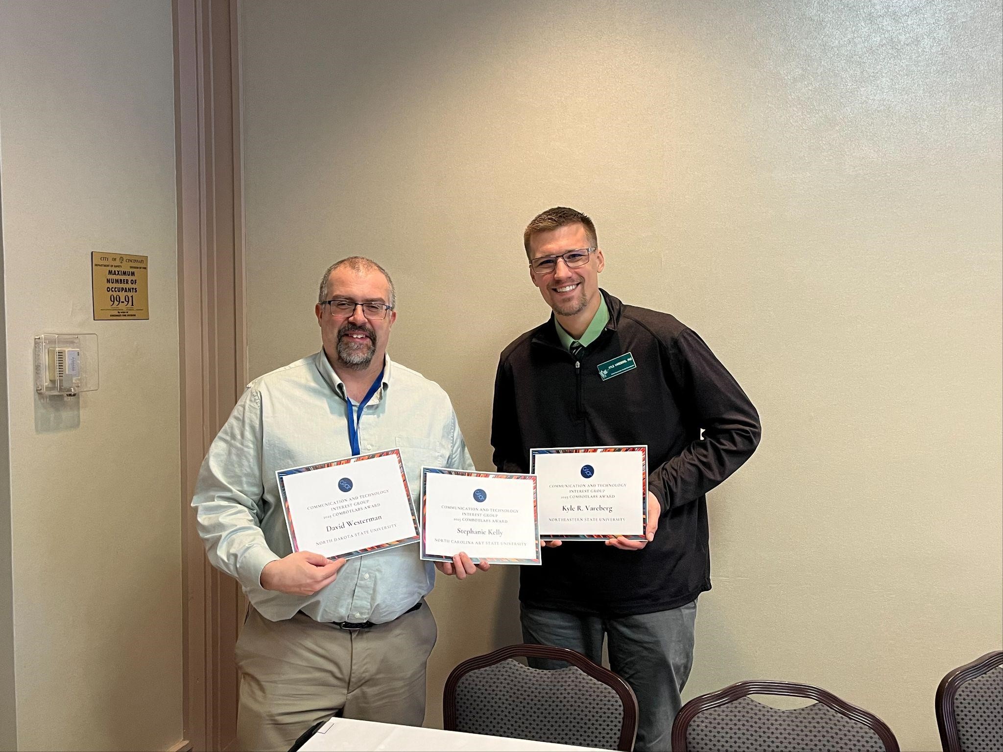 Vareberg Vareberg and Dr. David Westerman collecting our awards during the conference.