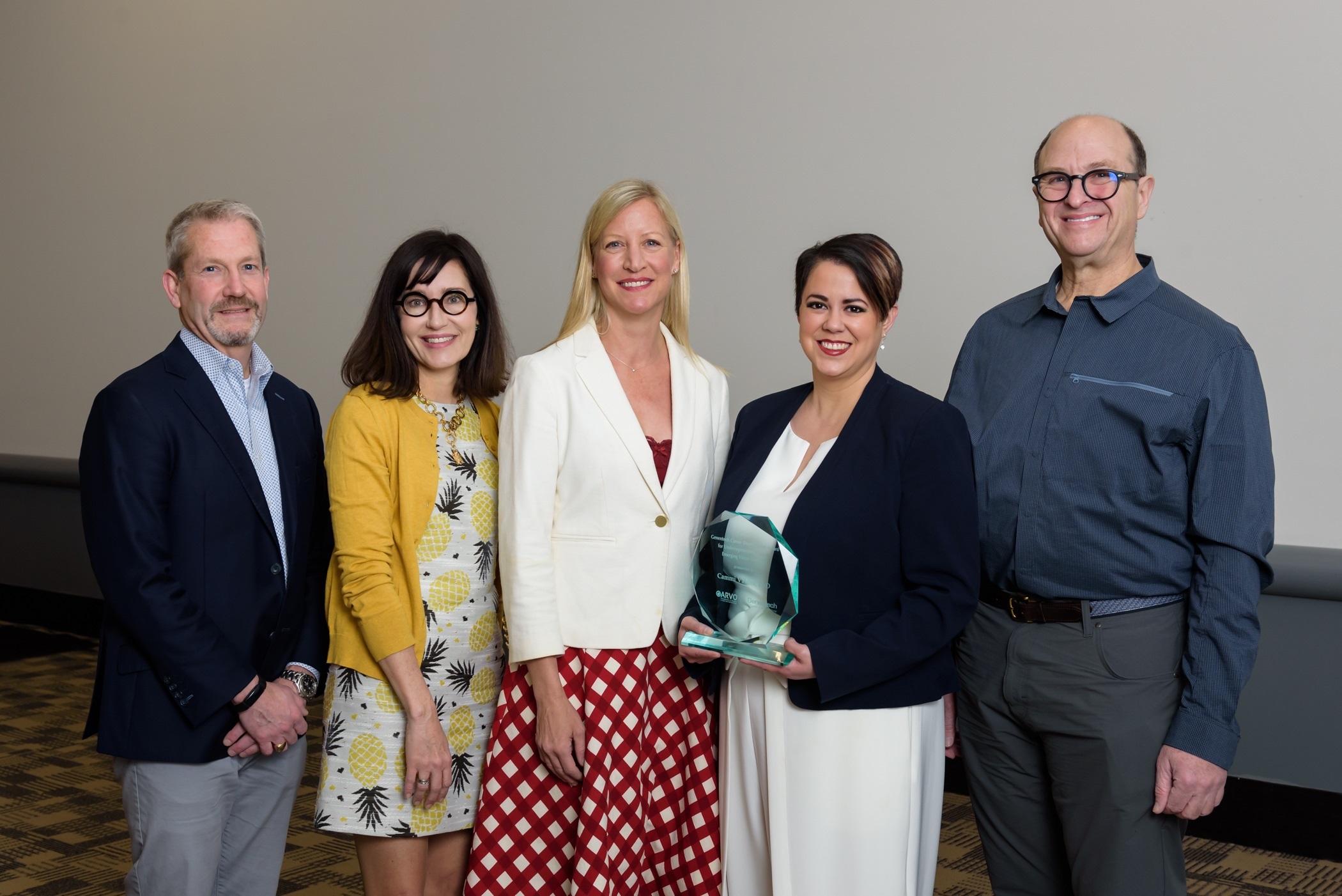 Dr. Valdez (2nd from right) receiving the award includes Genentech sponsors: Dr. Matt Meldorf, Dr. Galin Spicer, and Dr. Kay Smarzinski (from left to right) as well as ARVO Foundation Board Chair, Dr. Joel Schuman (far right)