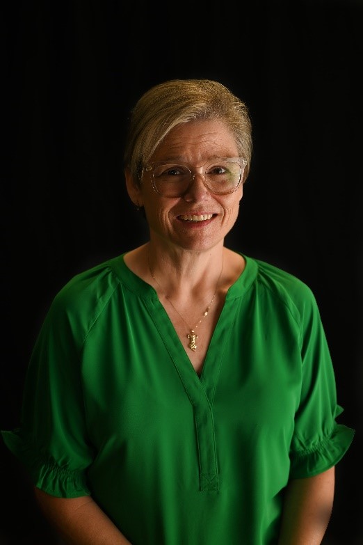 Instructor Tracy Baldwin