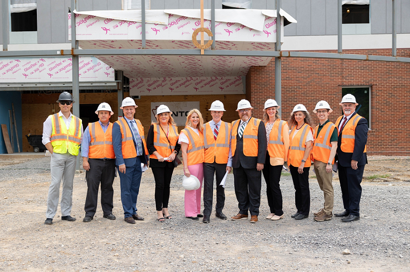 NSU cabinet, capital projects and optometry team pictured with Senator Lankford and wife, Cindy.